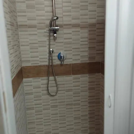 Leonida فندق مبيت وإفطار تروبيا