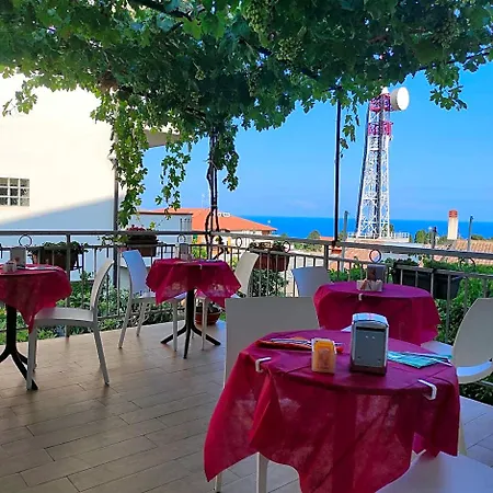 B&B Leonida 4*